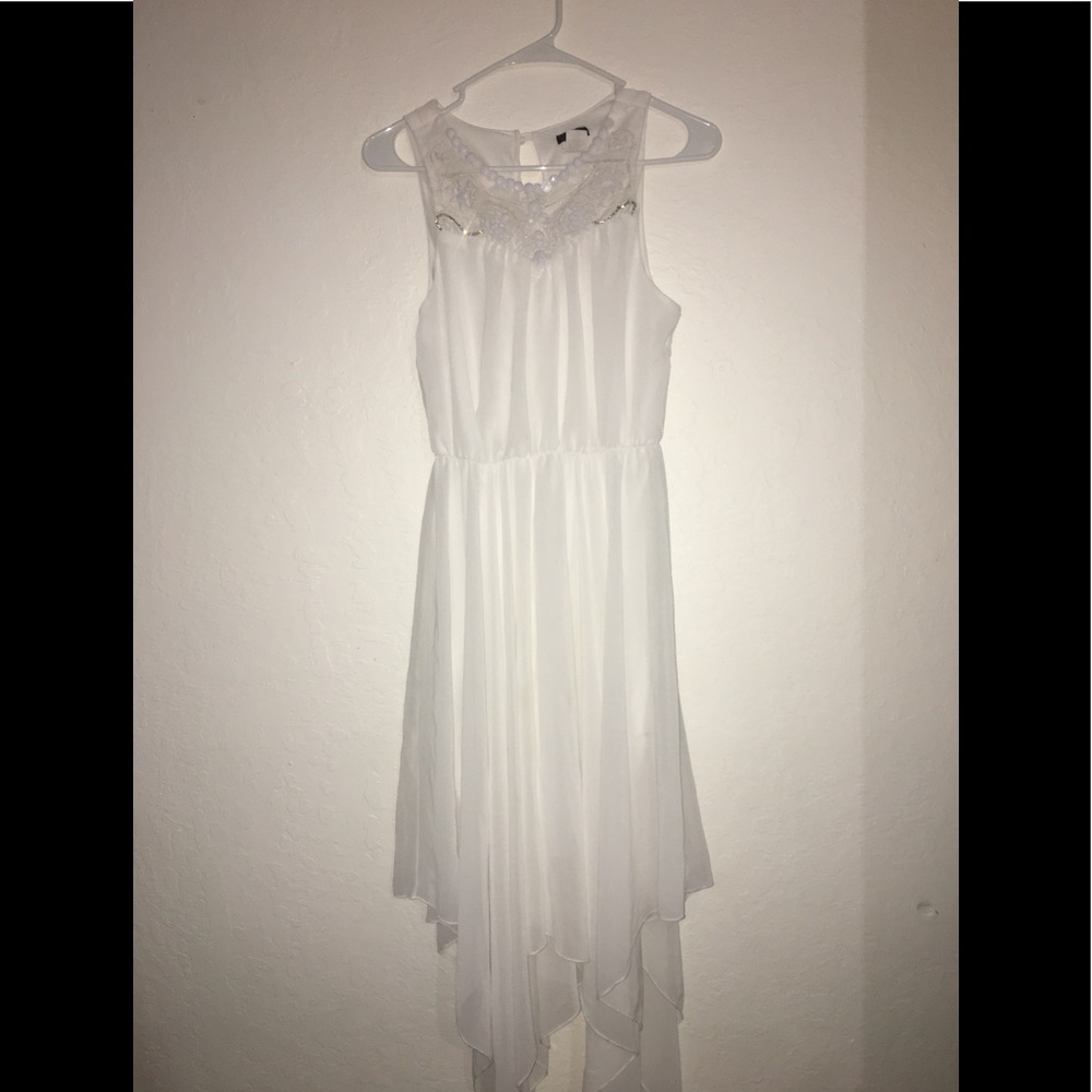 WHITE DRESS
